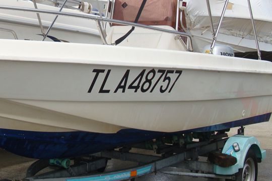 what-do-the-letters-on-the-hull-of-a-boat-mean