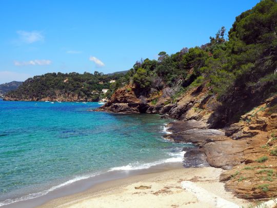 Coast of Mediterranean sea in southern France - Francecomfort