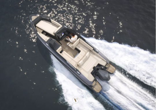 🔥 WORLD PREMIER FLYNT 756 🔥#yacht #yachtlife #boat #luxury #yachting