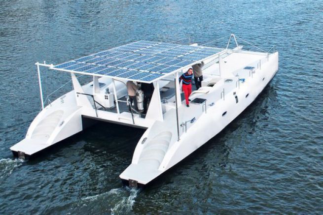 electric catamaran ride