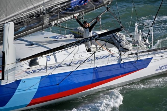 Clarisse Crémer sets new World Records >> Scuttlebutt Sailing News