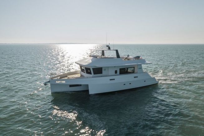 catamaran leen 56